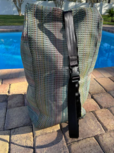 Load image into Gallery viewer, Mesh Cross-Body Snorkel Pack